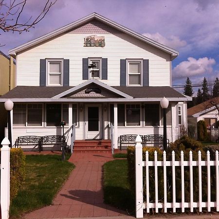 Pullman House Inn Portola Екстериор снимка